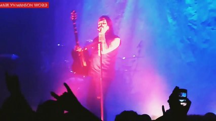 Marilyn Manson Dried Up, Tied and D3ad to the World (Live 2009) HD