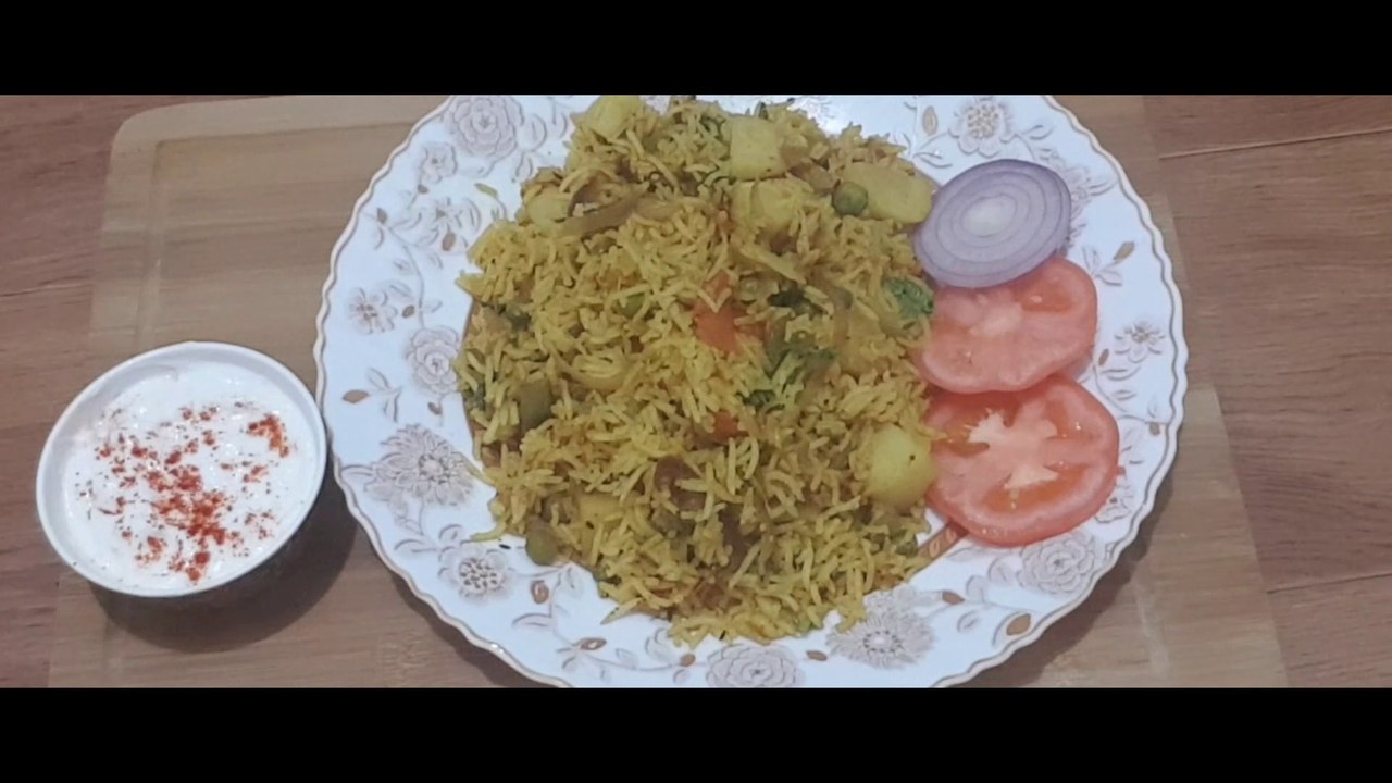 tawa pulao street food|tawa pulao recipe| तवा पुलाव रेसिपी|tawa pulao fromleftover rice|#Ss recipes,#foodie,#food,#shettyspassionrecipes