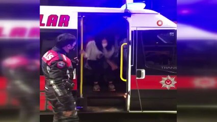 İzinsiz çalışan 8 yabancı uyruklu kadın yakalandı