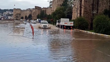 SİNOP - Sağanak ile heyelan su baskınlarına neden oldu