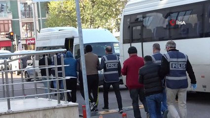 - Yalova'da fuhuş operasyonunda 25'i kadın 34 gözaltı
