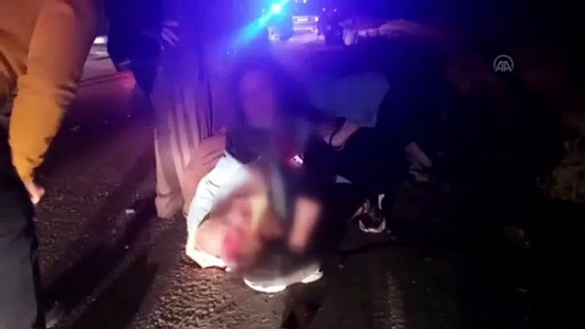 İZMİR - Ödemiş'te otomobille çarpışan elektrikli motosikletin sürücüsü yaralandı