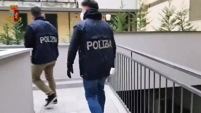 Milano - Sequestrati beni ad un truffatore rip deal (20.11.20)