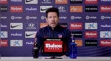 Скачать видео: 10e j. - Simeone refuse de comparer Joao Felix à Messi