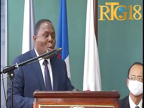 Gouvènman inogire 12 lekòl nasyonal nan depatman sant ak latibonit.