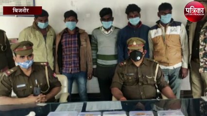 ज्वेलरी शोरूम में हुई लाखों की चोरी का पुलिस किया पर्दाफाश