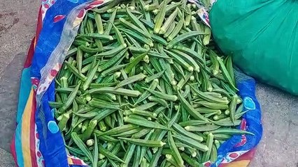 सब्जी के भाव गिरे, व्यापारी व किसान परेशान, खरीदार खुश