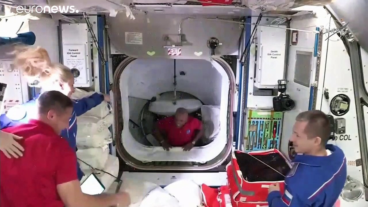 'Eine tolle Reise!' SpaceX bringt vier Astronauten zur ISS