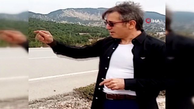 Karayoluna çıkan kaplumbağanın imdadına duyarlı vatandaş yetişti