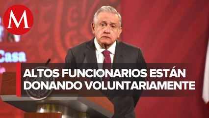 Aguinaldo donado por funcionarios se usará para comprar 80 ambulancias: AMLO