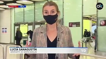 Télécharger la video: TVE cambia de encuadre para ocultar la llegada a Barajas de inmigrantes ilegales desde Canarias