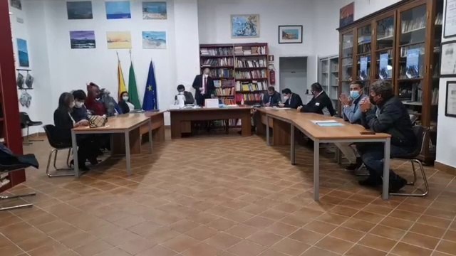 2020 16 11 ISOLA DELLE FEMMINE CONSIGLIO C. LO SCONTRO TRA L' EX SINDACO BOLOGNA STEFANO E IL TRANSFUGA RAPPA PIETRO I 4^ PARTE