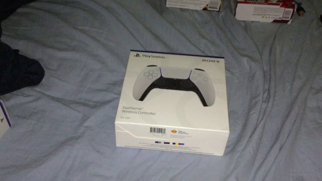 PS5 DualSense Controller Unboxing