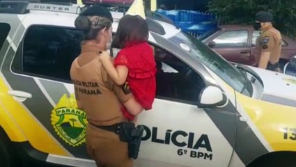 Criança de 6 anos que já venceu o câncer e sofreu AVC recebe surpresa da PM em festa de aniversário