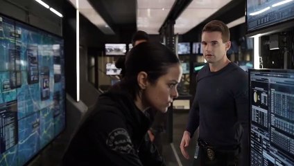 S.W.A.T 4x03 The Black Hand Man - Clip