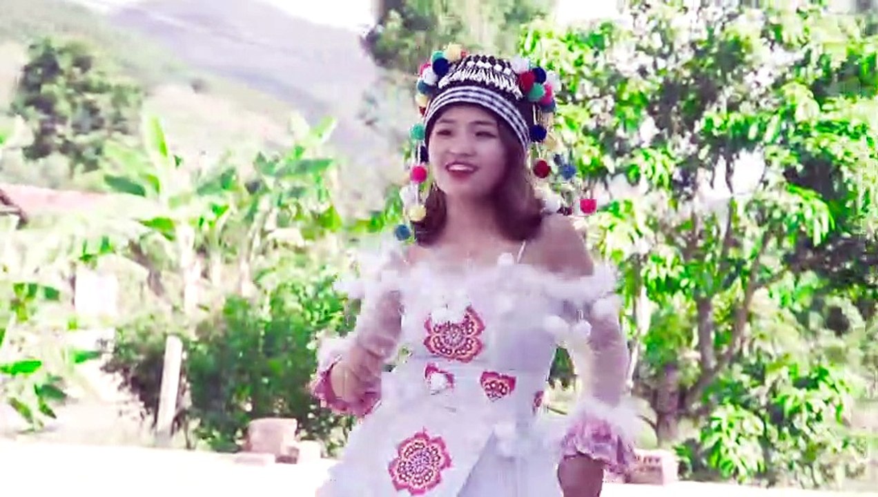 Nkauj Hmoob Dancer Koj Dag Kuv Noj By Yeej Salo Yaj _ Ci Yaj (Nkauj Hmoob Zoo Nkauj)