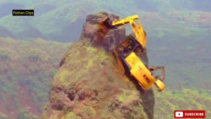 Fastest climbing excavator machines driving | Extreme dangerous Idiots excavator operator skill