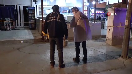 Karnını Doyurmak İçin Oturduğu Kokoreççide Ayağından Vuruldu