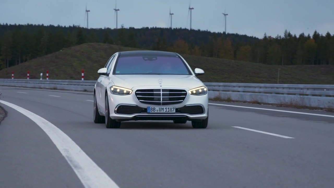 Der Mercedes-Benz S-Klasse Intelligent Drive - ATTENTION ASSIST