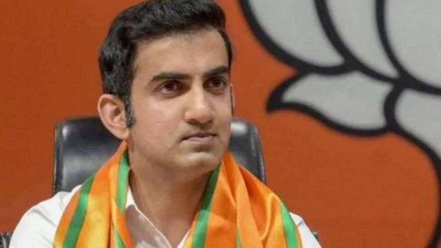 Gautam Gambhir questions Delhi govt, AAP leader taunts him