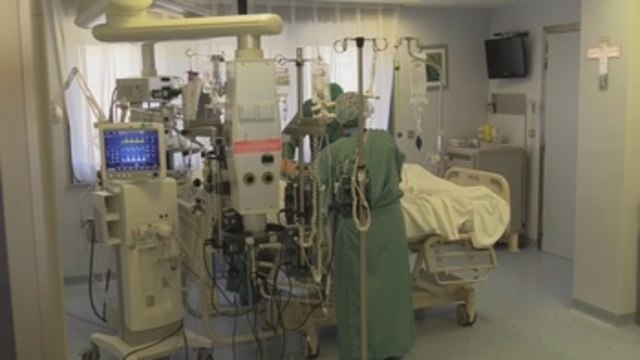 Sanidad notifica 13.159 nuevos contagios y un nuevo máximo de muertos con 435