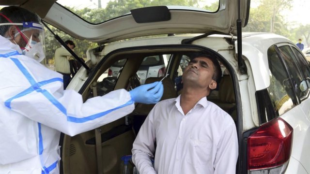 Rapid Covid tests at Delhi-Noida borders