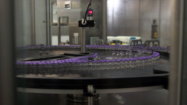 Pfizer anuncia que vacina tem 95% de eficácia