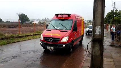 Idosa de 79 anos cai em residência no Bairro Guarujá