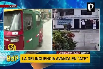 Ate: buscan a ladrones que robaron mototaxi estacionada en una casa