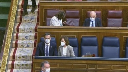 El CIS mantiene la distancia entre PSOE y PP con Vox y Cs al alza