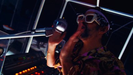 Bad Bunny x Jhay Cortez - Dákiti (Video Oficial)