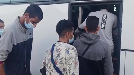 Traslado de los 200 migrantes del Muelle de Arguineguín al CATE de Barranco Seco