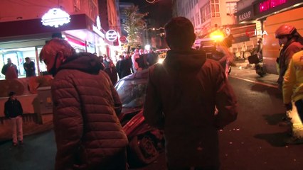 Esenler’de 6 araca çarpan araç binanın duvarına çarparak durdu