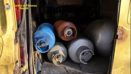 Casamarciano (NA) - Gpl di contrabbando sequestrato in discarica abusiva (18.11.20)