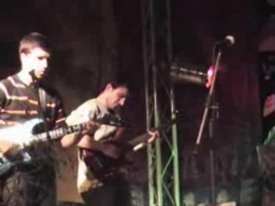 charles aznovoice live