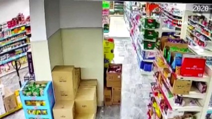 İSTANBUL) Süpermarketlere dadanan silahlı soyguncular pes dedirtti