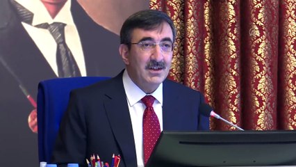 TBMM - Karaismailoğlu: 'İnsanımızın refahı bütünsel kalkınmayla tesis edilebilir'