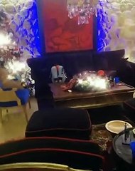 H σύζυγος του Τσαλίκη άνοιξε το σπίτι τους και είναι ονειρικά στολισμένο!