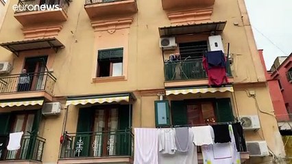 "Tests Covid-19 suspendus" : quand la solidarité vient renforcer le système de santé en Italie