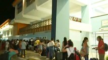 Decenas de turistas varados en San Andrés esperan por vuelos para regresar a casa