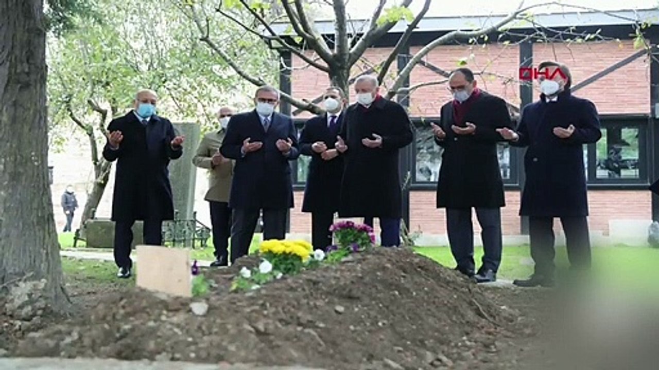 Cumhurbaşkanı Erdoğan Ahmet Kekeç'in mezarını ziyaret etti