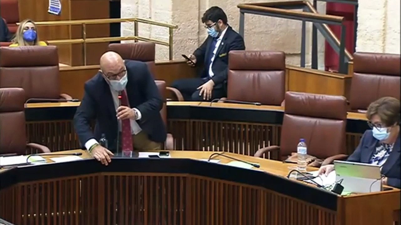"A tomar por culo de aquí": el enfado del portavoz de Vox en el Parlamento andaluz