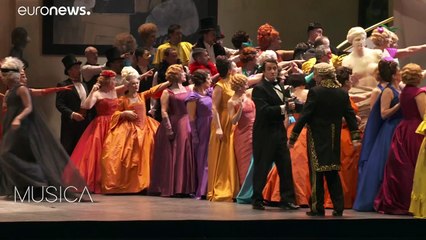 Bastille Operası'nda 1920'li yıllar rüzgarı esiyor: Manon'un yürek parçalayan hikayesi