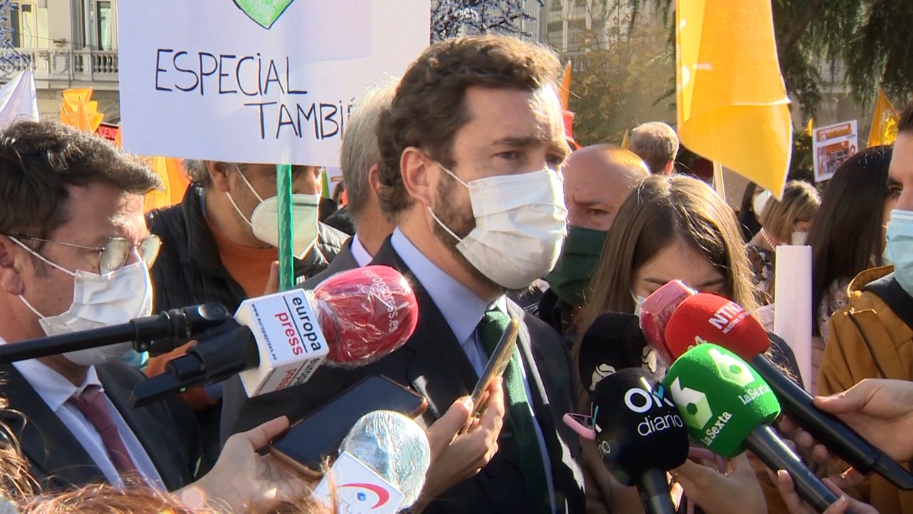 La ultraderecha defiende que se puedan realizar terapias a los homosexuales