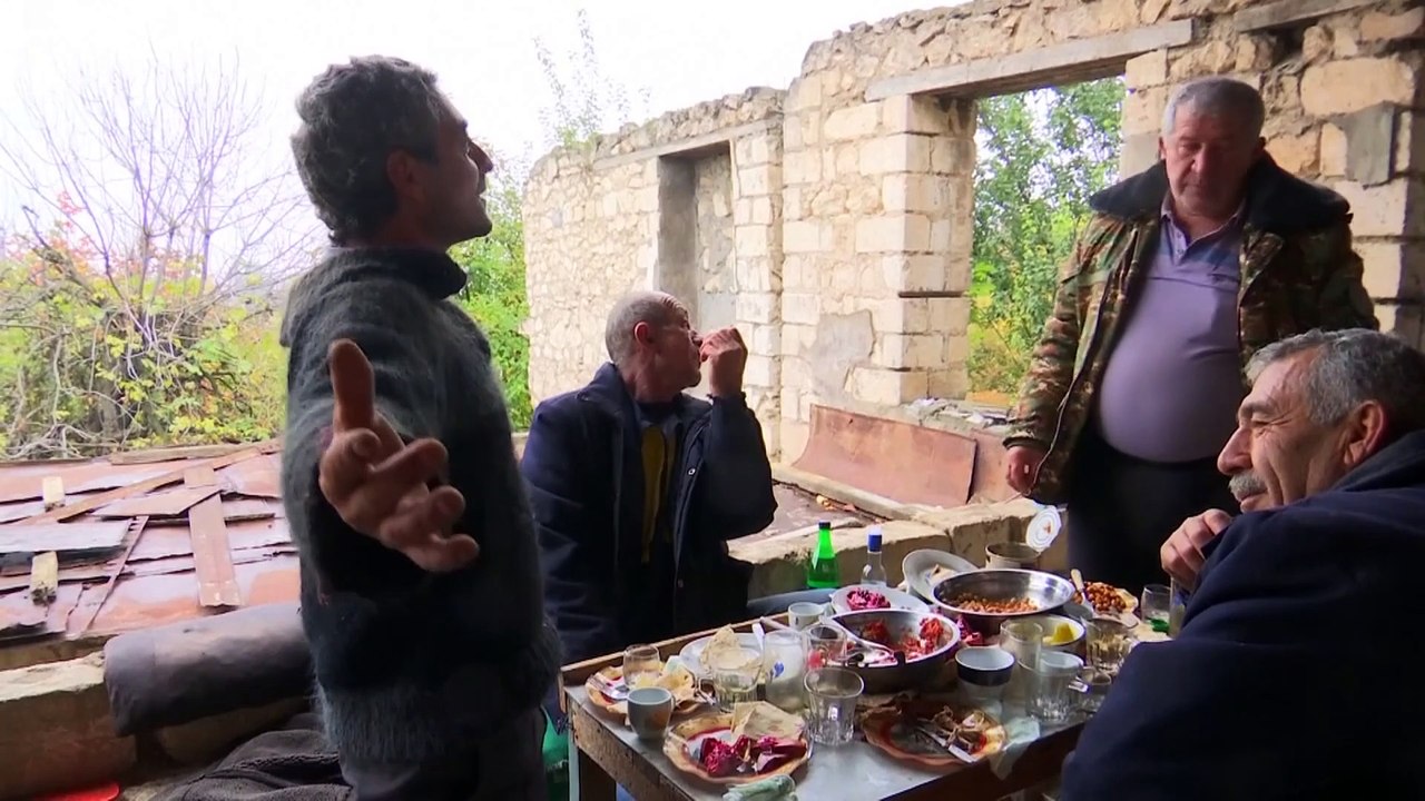 Armenier verlassen Bergkarabach: 'Das ist Barbarei'