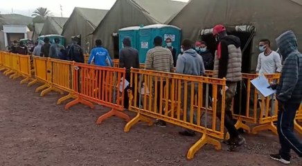 Inmigrantes de Arguineguín llegan al CATE de Barranco Seco