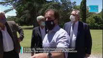Visita de Alberto Fernández a Uruguay:  Lacalle Pou sirvió el asado en el almuerzo