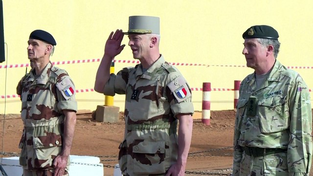 El Reino Unido dispara su gasto militar con la vista en las guerras del futuro