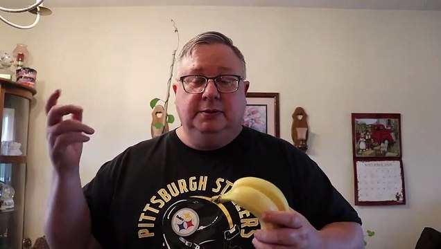 The Best Banana Nut Chocolate Chip Muffins | 30 minute dessert