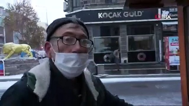 Kars, bu sabah beyaza bürünen sokaklara uyandı